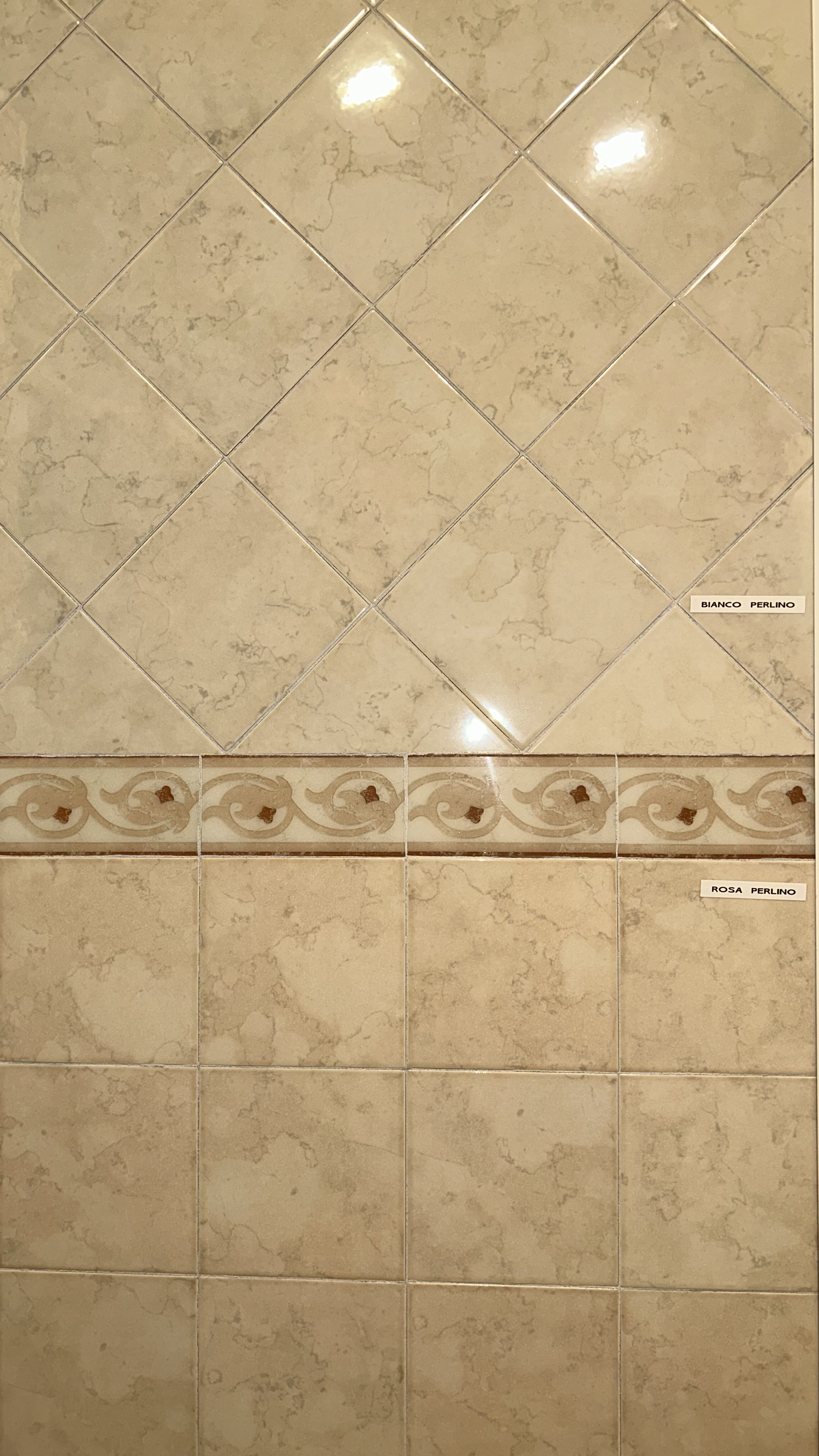 Bianco e Rosa Perlino — Ceramiche di Treviso — occasione showroom