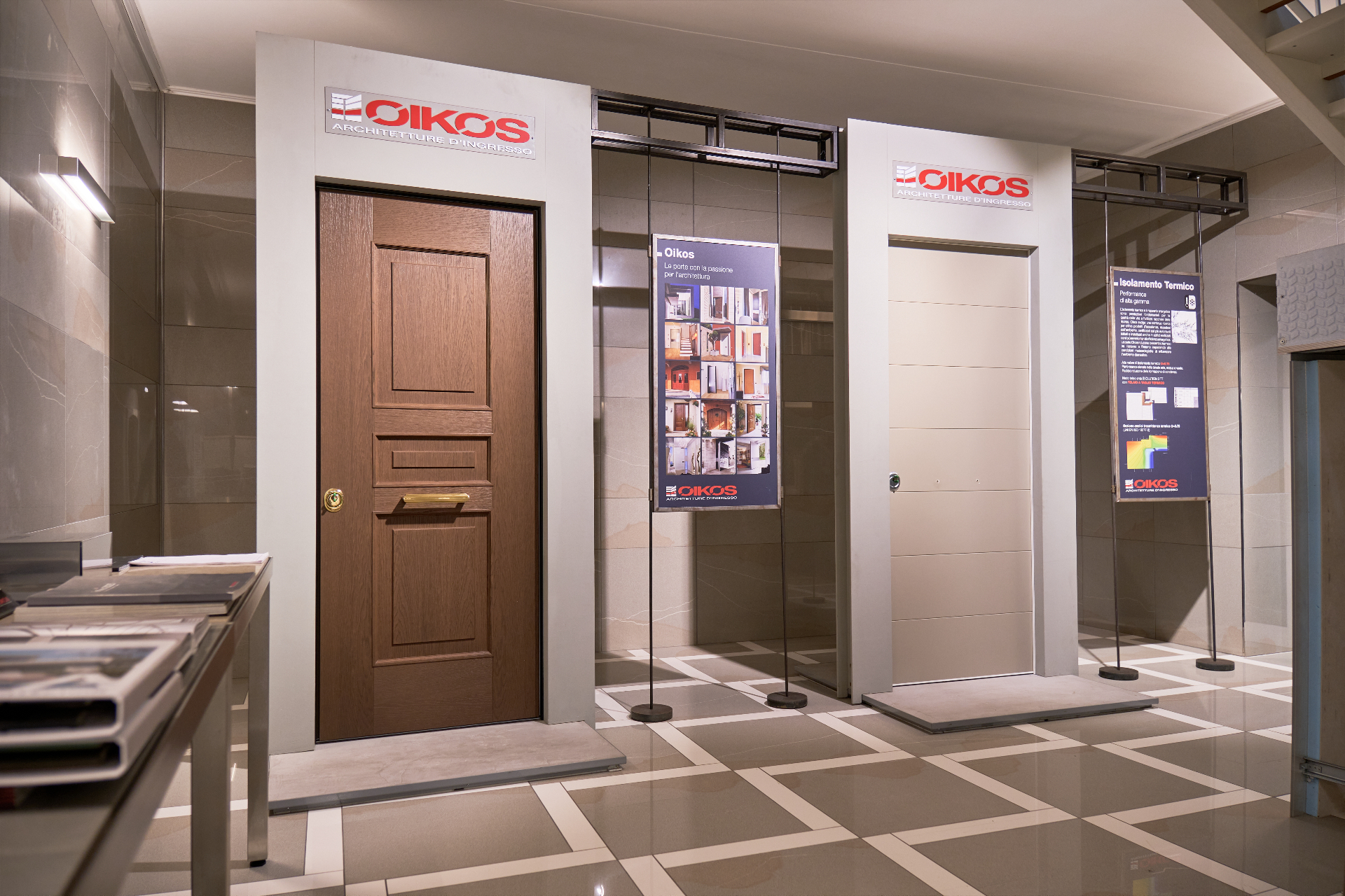 Porte blindate Oikos — showroom