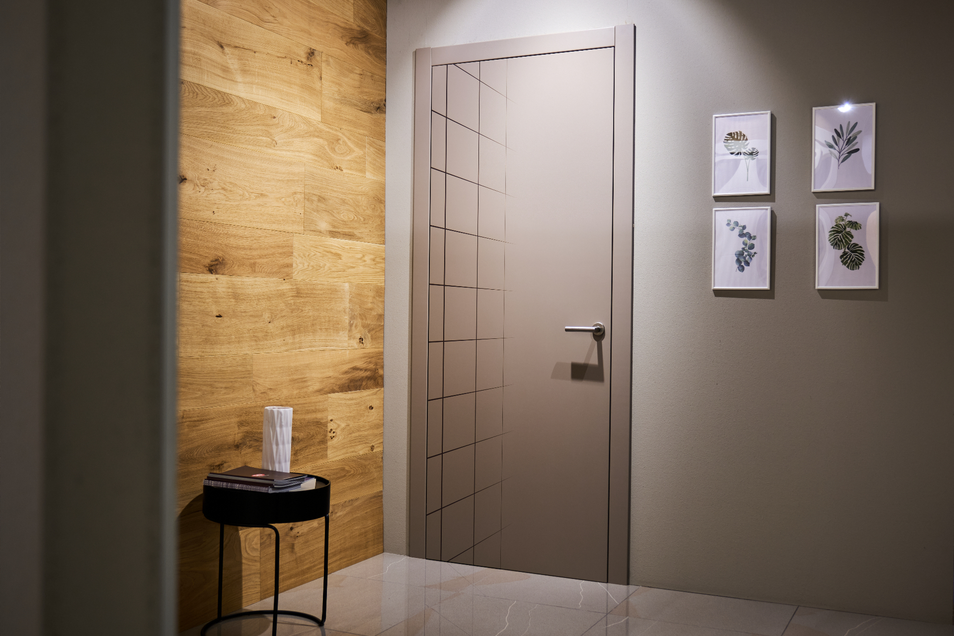 Porta interna moderna con finitura tortora